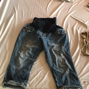 Maternity Jean capris